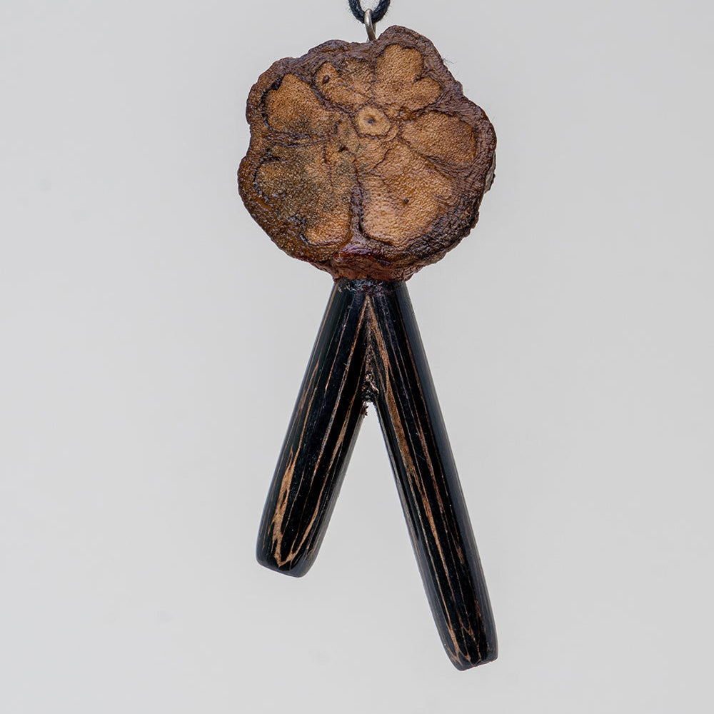 Kuripe Chonta Holz mit Muster