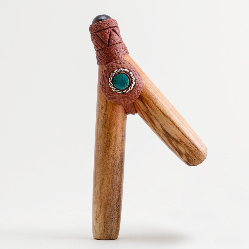 Kuripe mit Edelstein aus Palo Santo